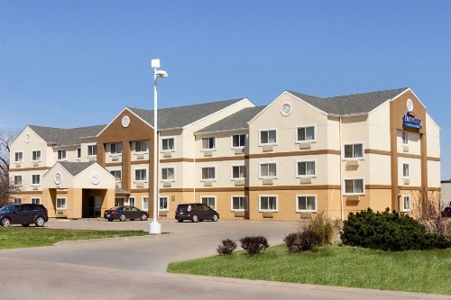 Baymont by Wyndham Salina image 32